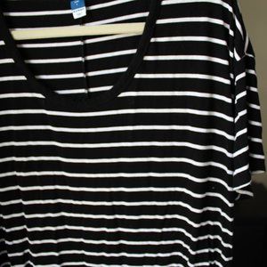 Black and White Striped Tee, Old Navy Large
